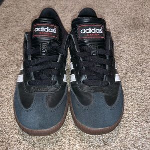Adidas samba shoes